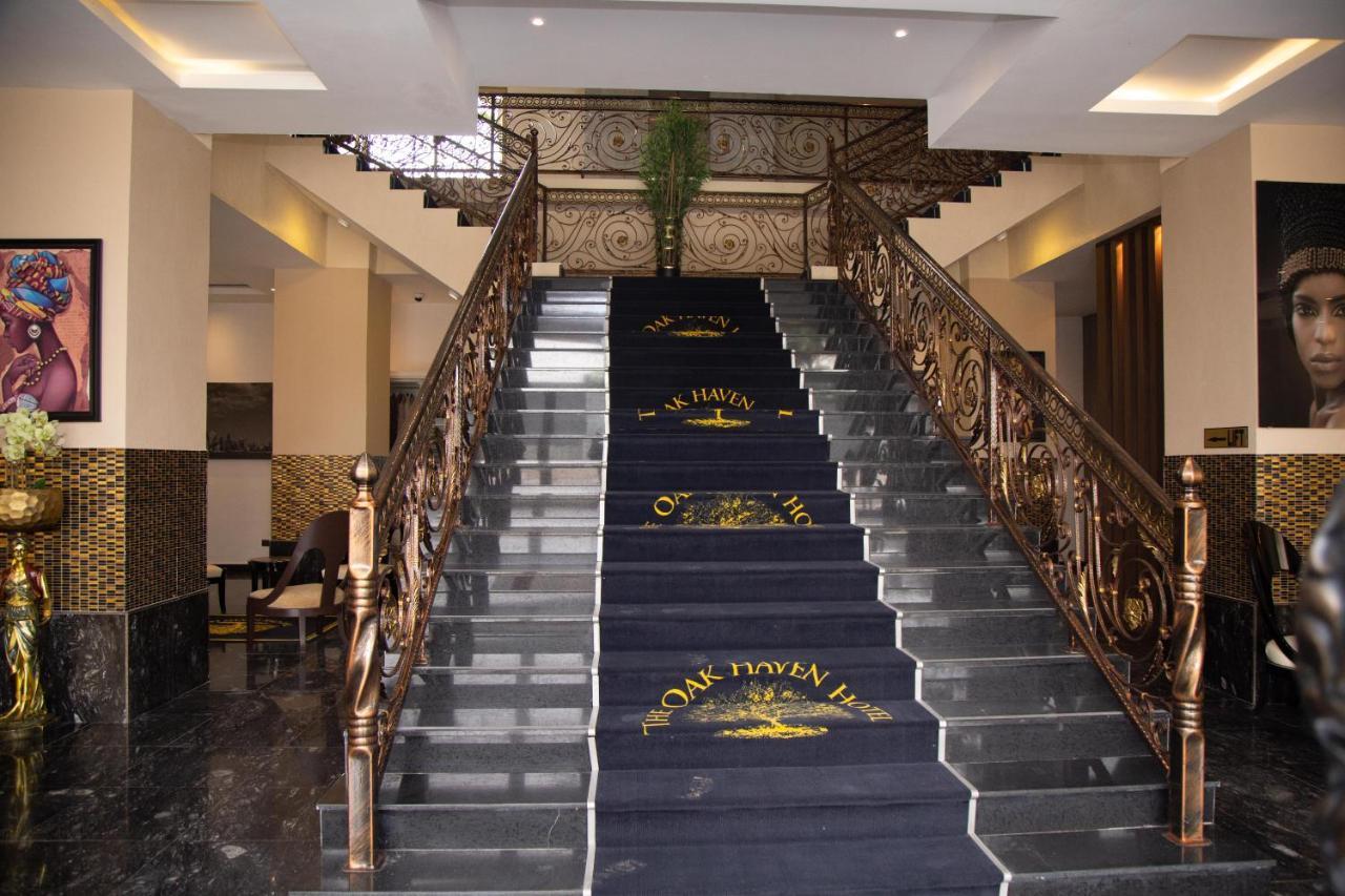 Oak Haven Hotel & Suites Port Harcourt Exterior photo